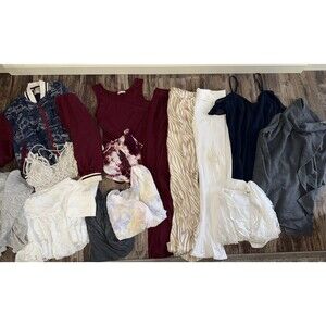 Huge Juniors Clothing Lot Size Xs/s Free People, Abercrombie & More!!